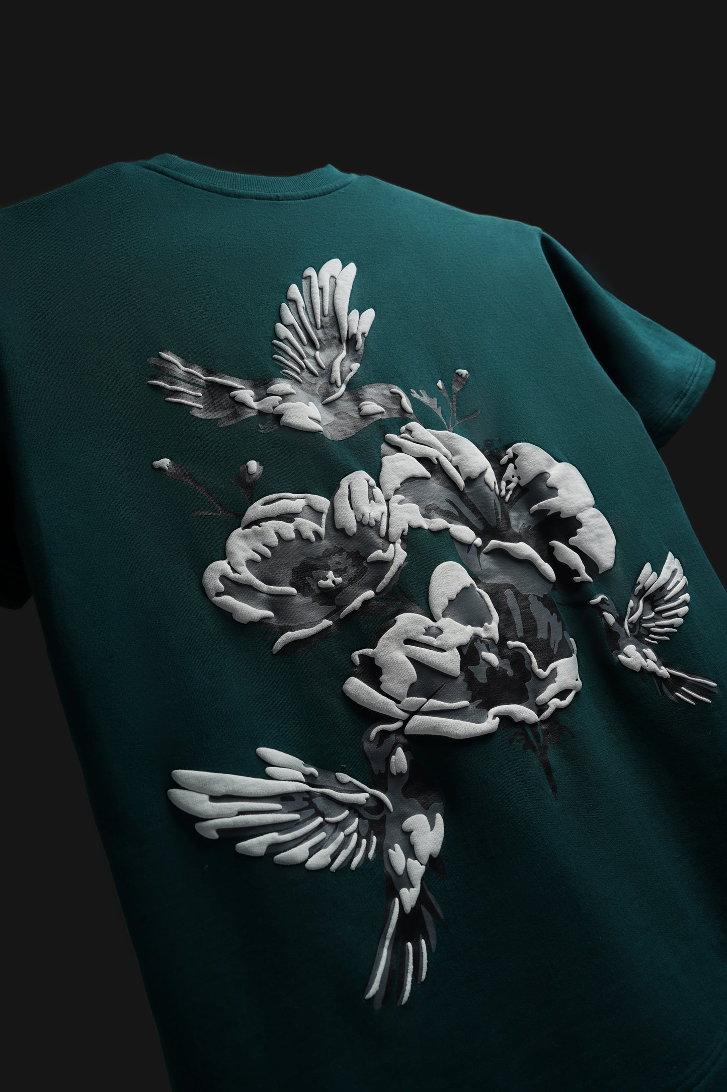 HUMMING BIRD TEE